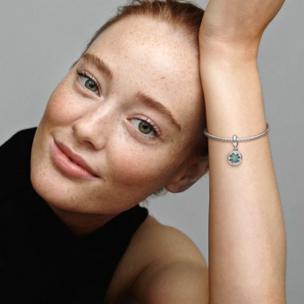 Пандора Подвеска-шарм «Четырехлистный клевер на удачу»